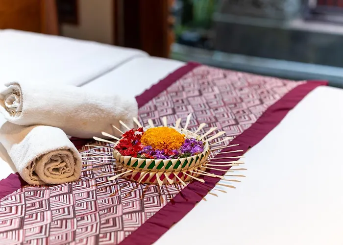 Heritage By Dhananjaya Hospitality Guest house