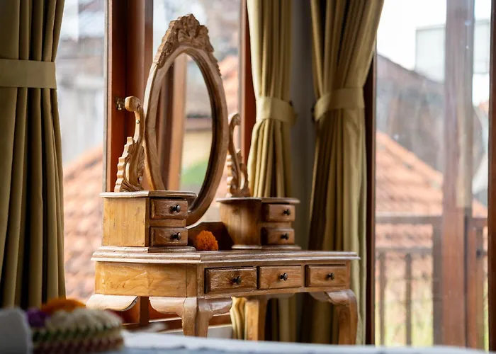 Heritage By Dhananjaya Hospitality Guest house